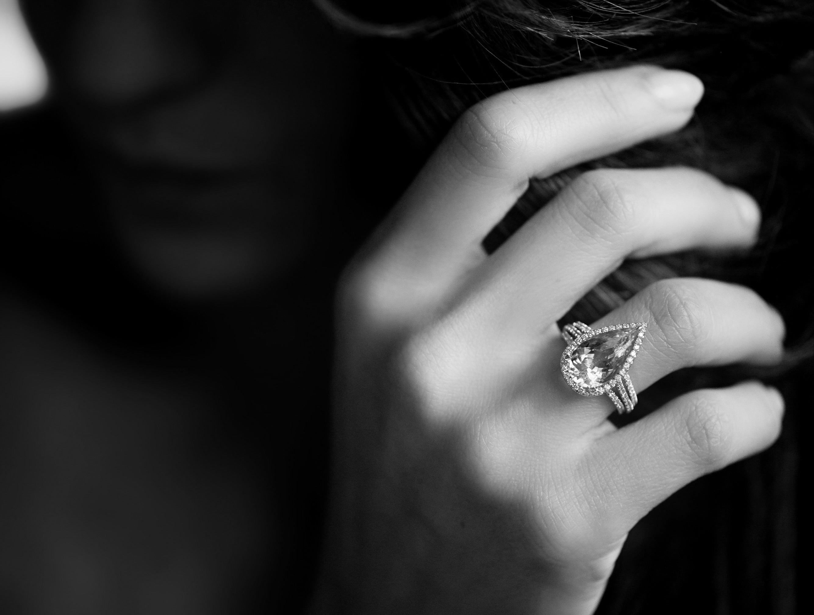 How to Choose an Engagement Ring She'll Love: A Confident 7-Step Guide