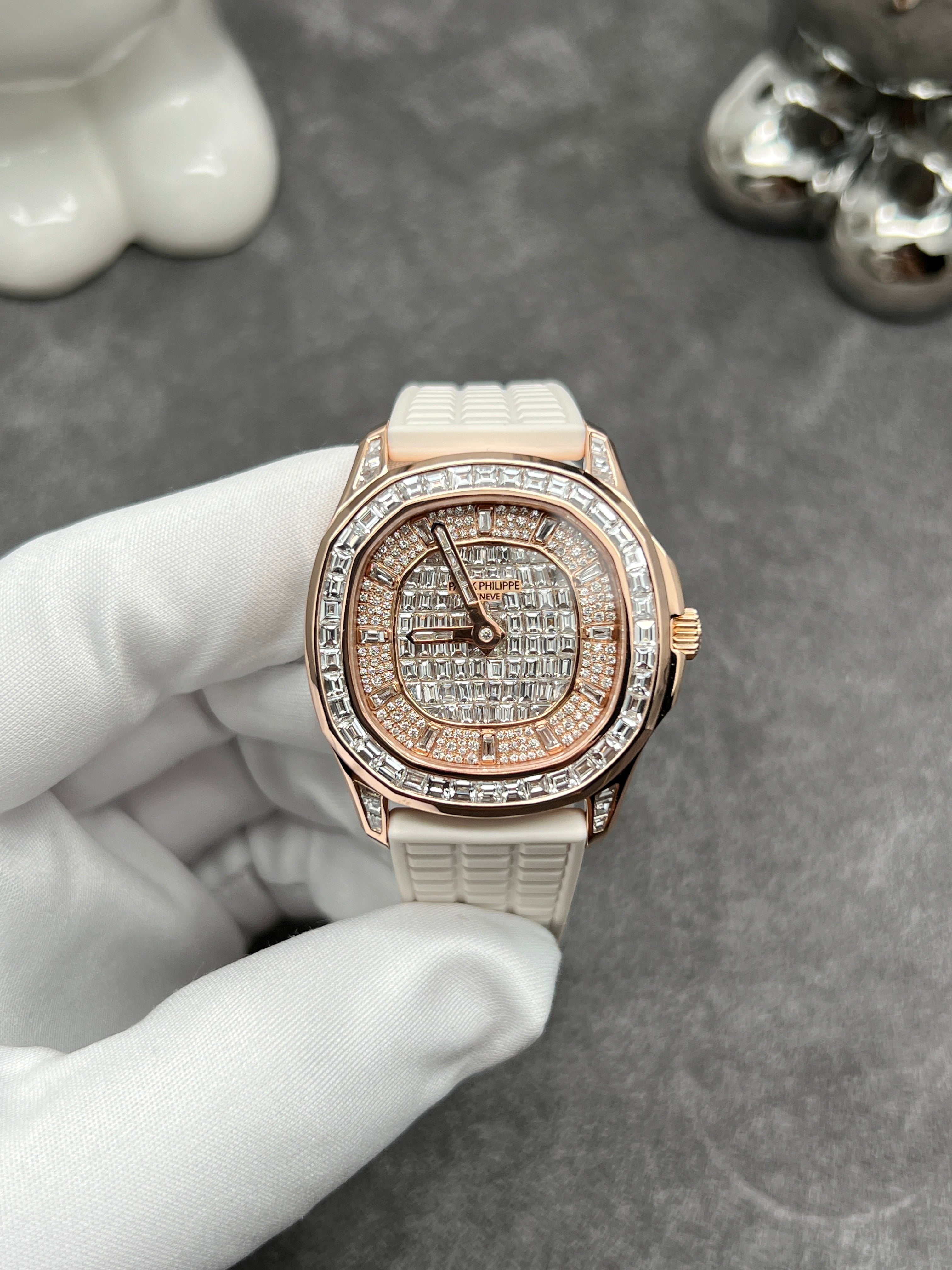 Patek Philippe Aquanaut 5268/461G-001 Watch