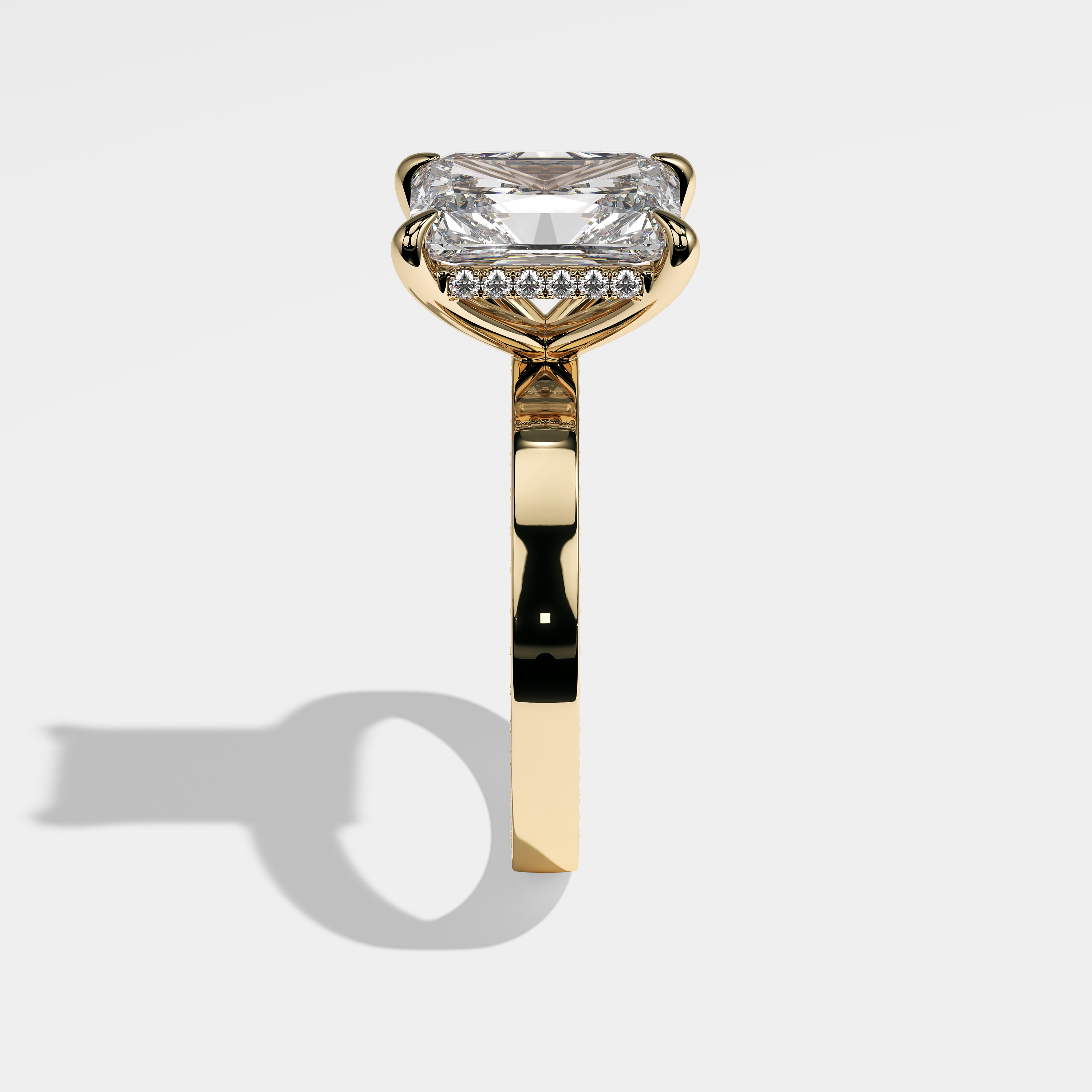 Side View – Kurbãni Durjini Macarena Diamond Radiant Engagement Ring Yellow Gold