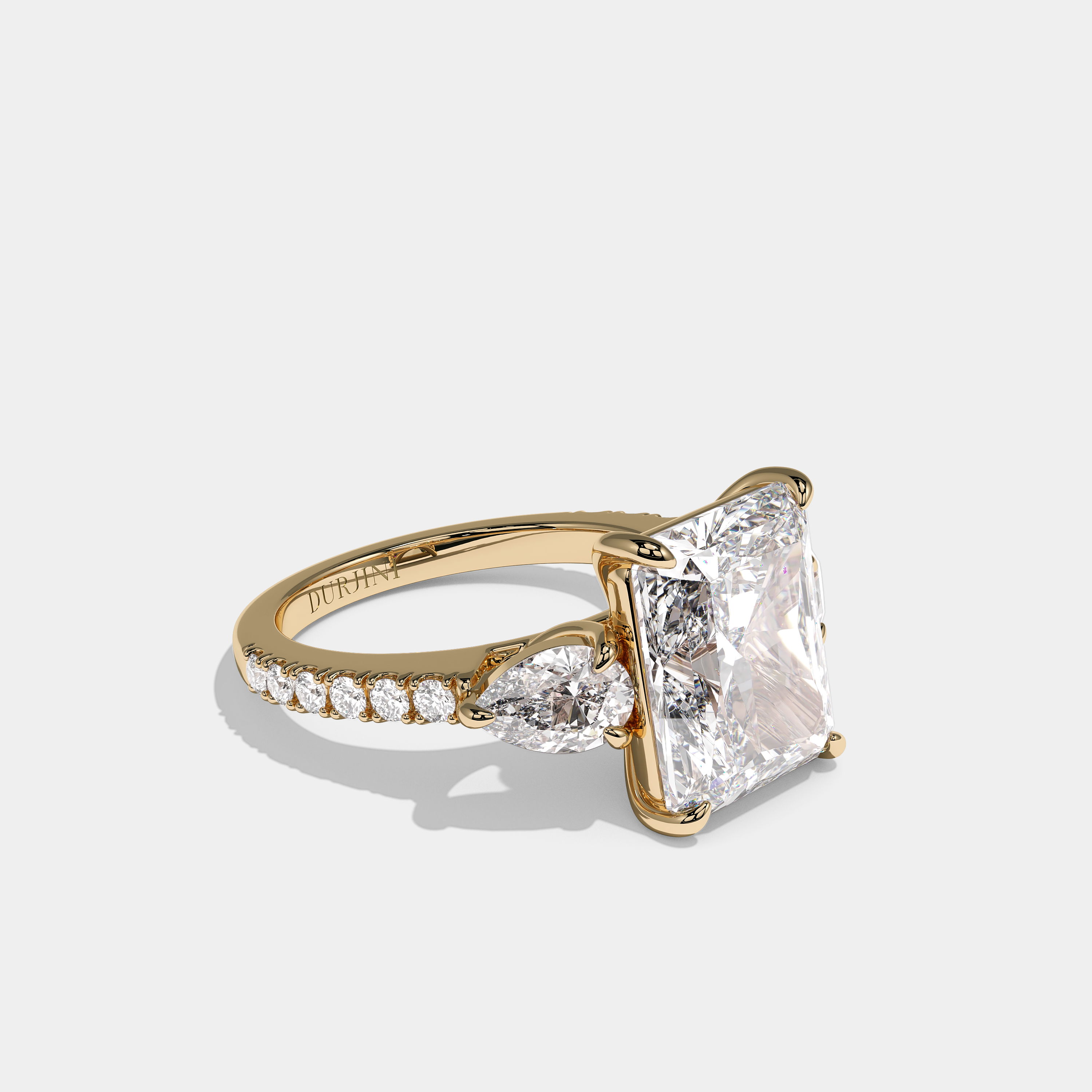 Right View – Kurbãni Durjini Aurelle Royale Diamond Radiant Halo Engagement Ring