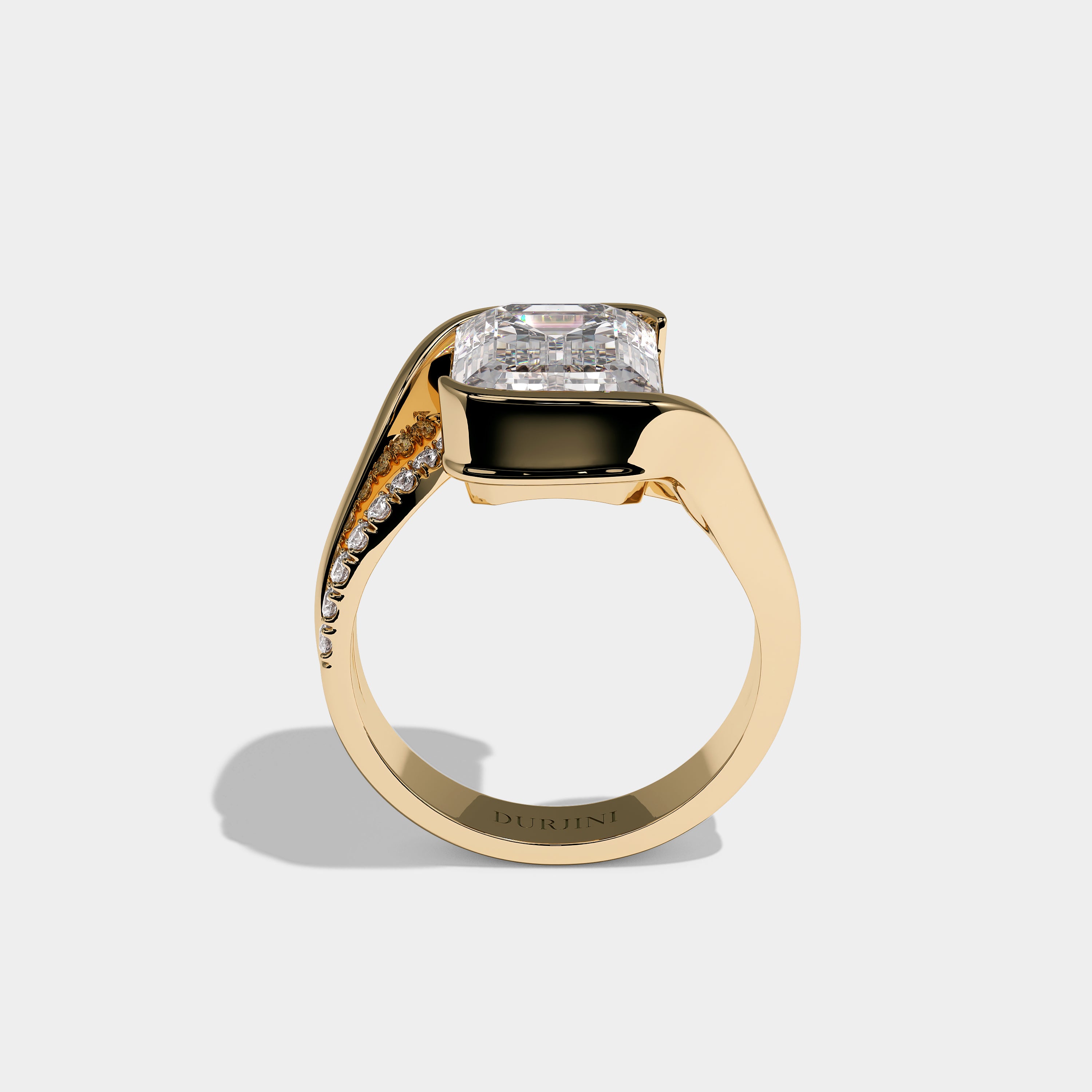 Full View – Kurbãni Durjini Virelle Royale Diamond Emerald Engagement Ring