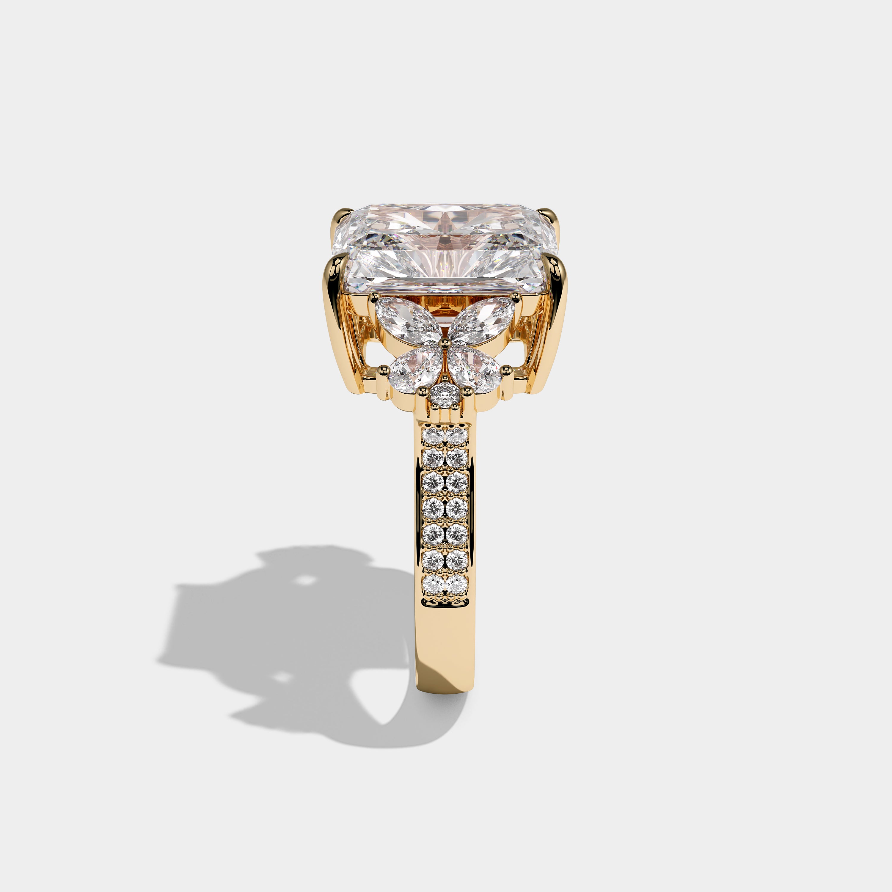 Side View – Kurbãni Durjini Cendrine Royale Diamond Radiant Engagement Ring