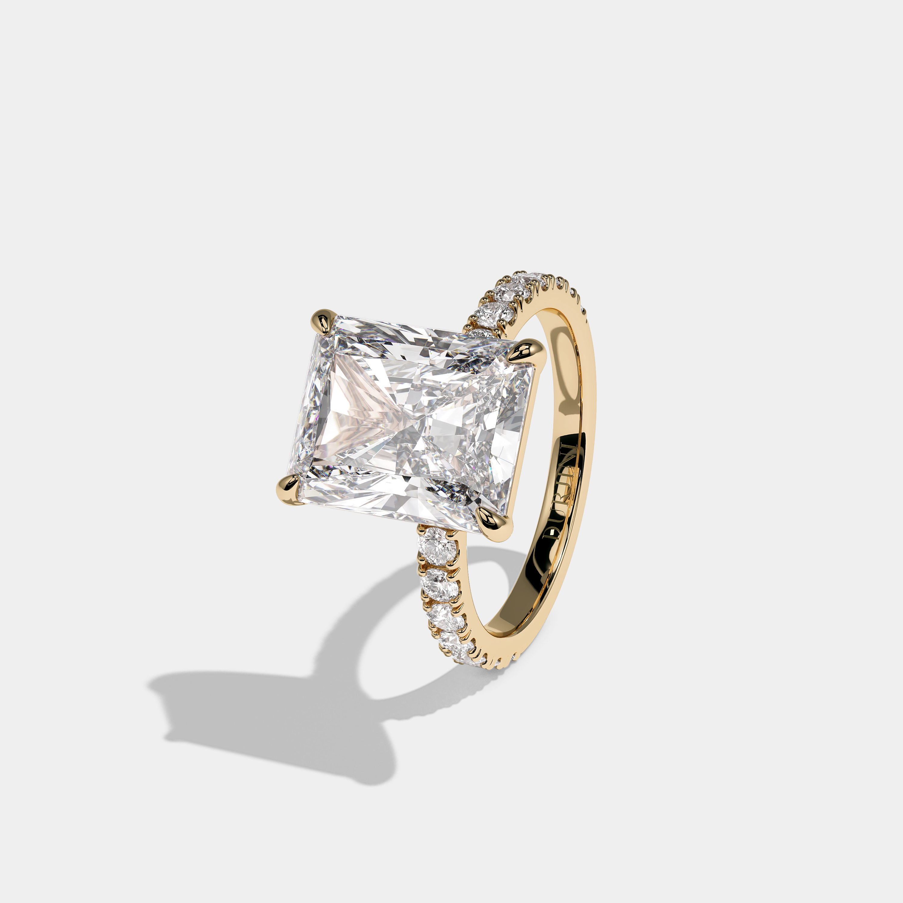 Left view Aerion Royale Diamond Radiant Halo Engagement Ring Yellow Gold Kurbãni Durjini