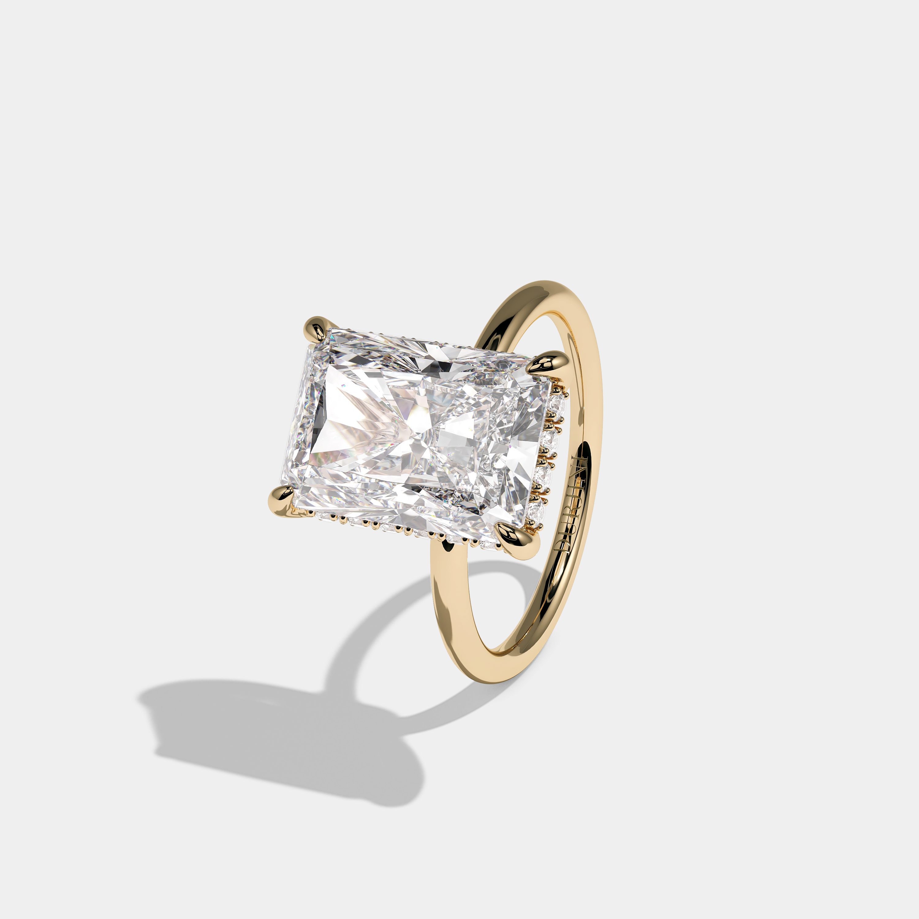 Left view Thalor Royale Diamond Radiant Halo Engagement Ring Yellow Gold Kurbãni Durjini