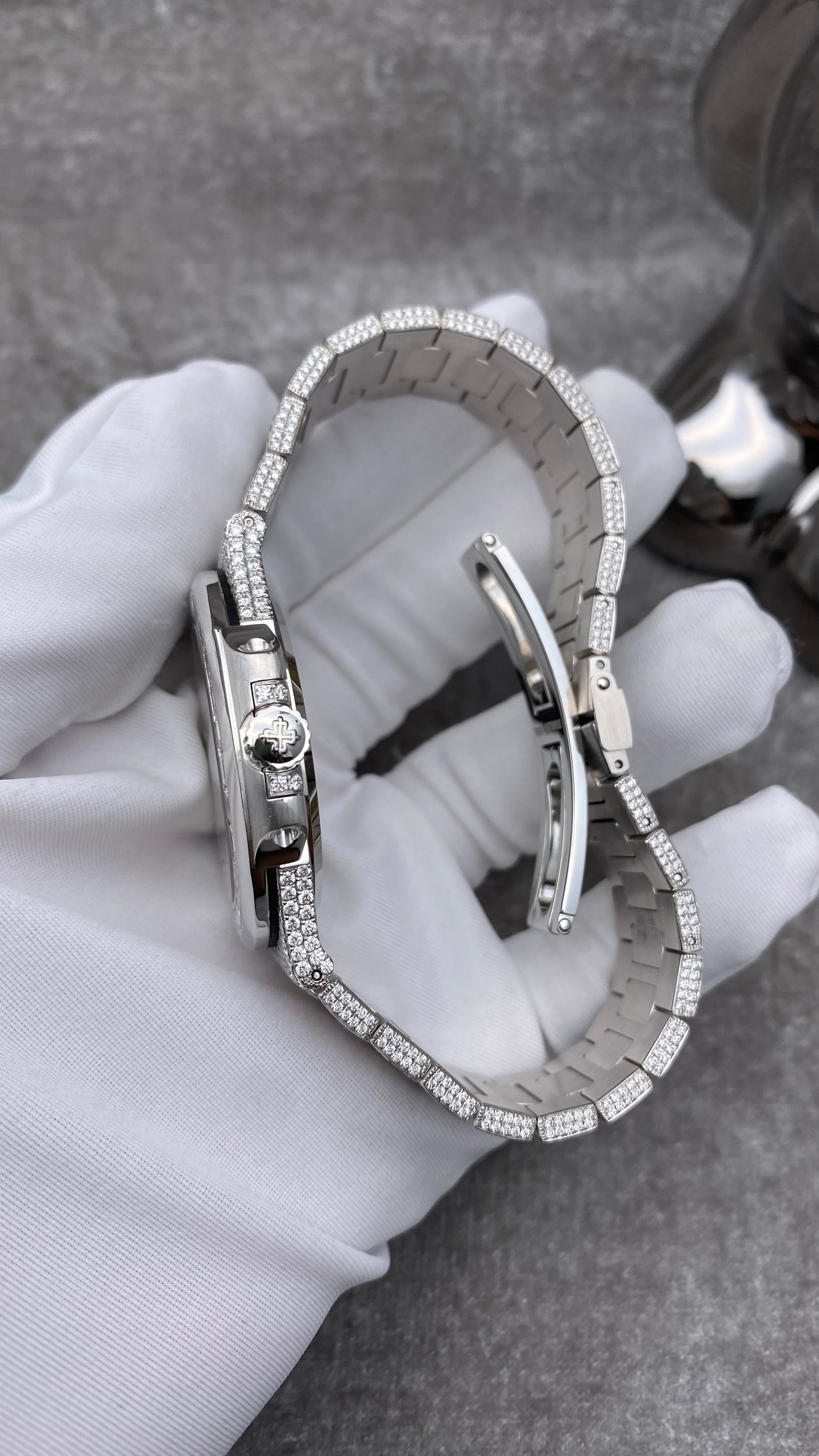 Patek Philippe Nautilus 5711/1A White Gold Pave Set VVS Diamond Watch