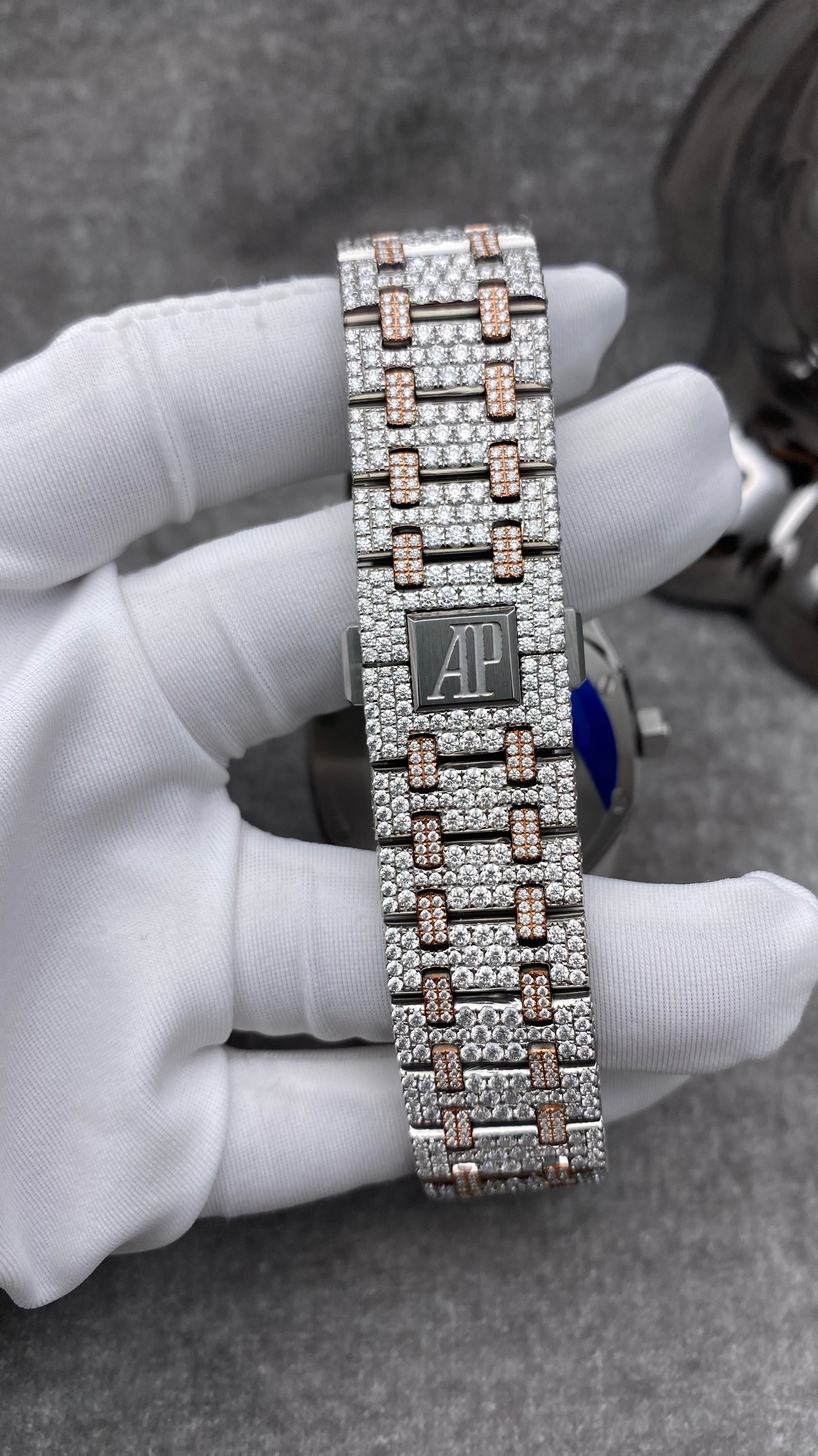 Customised 41MM Audemars Piguet Royal Oak 2 Watch Rose Gold w/Diamonds
