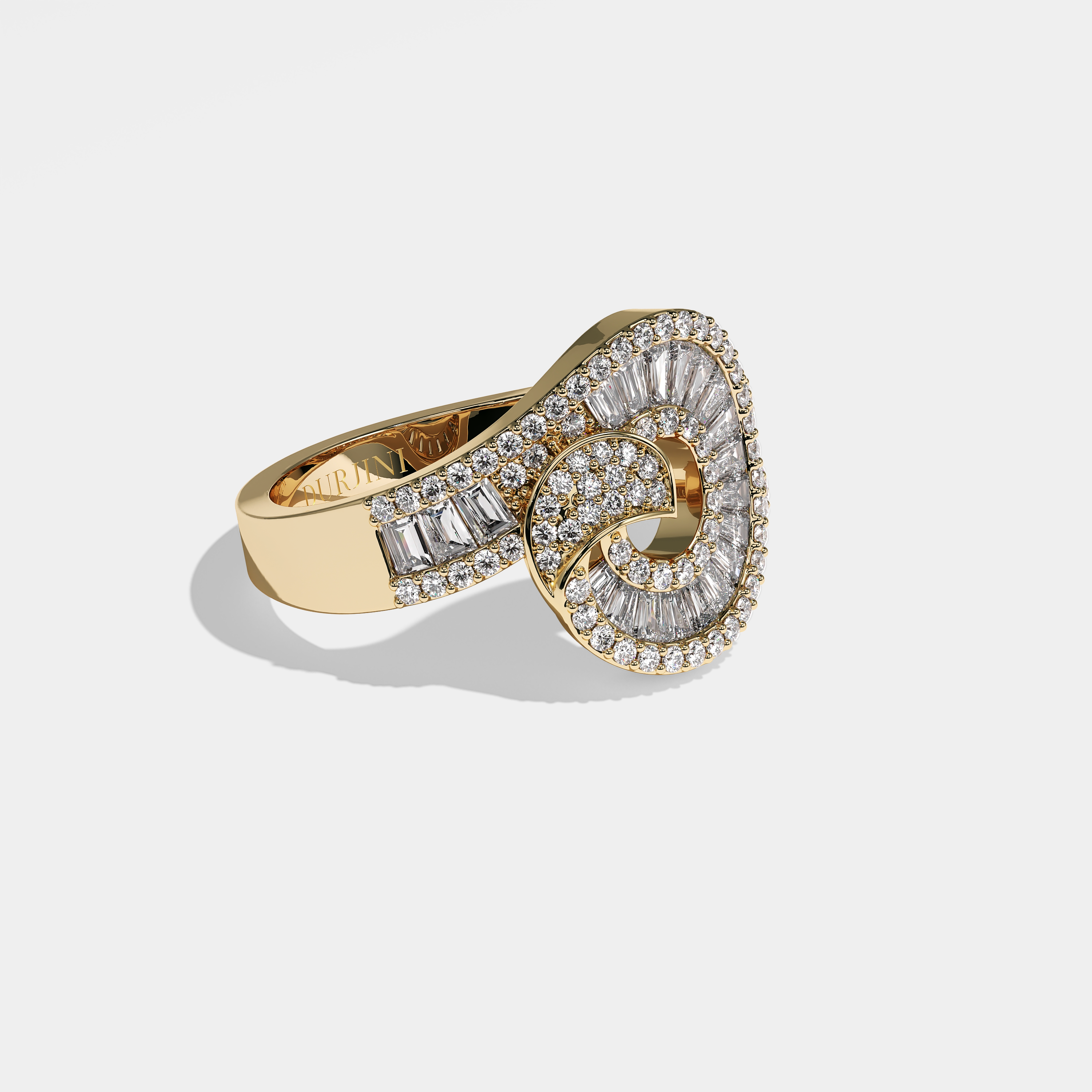 Right View – Kurbãni Durjini Mirrage Diamond Baguette Cut Ring Yellow Gold