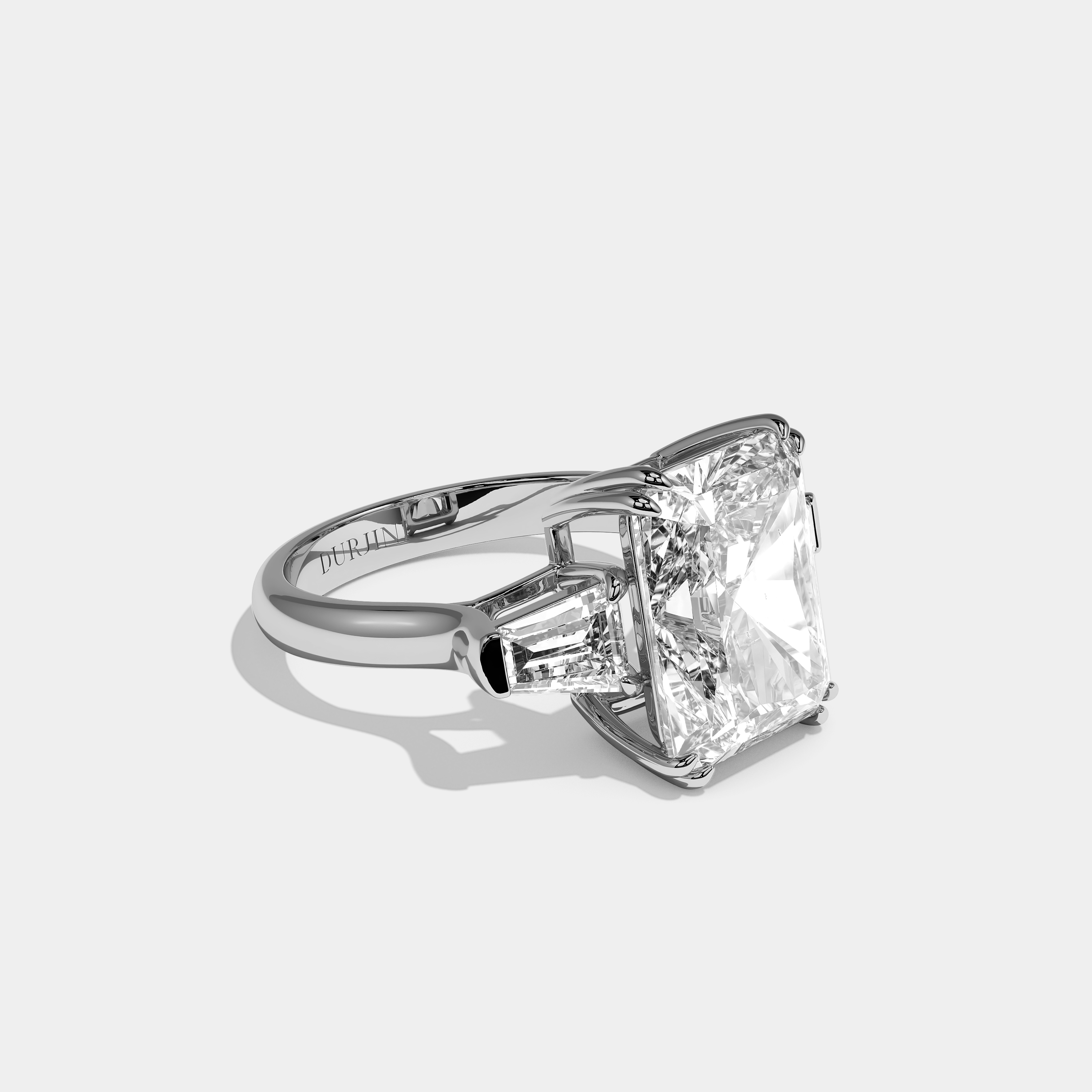 Right View – Kurbãni Durjini Solenne Étoile Diamond Radiant Halo Engagement Ring