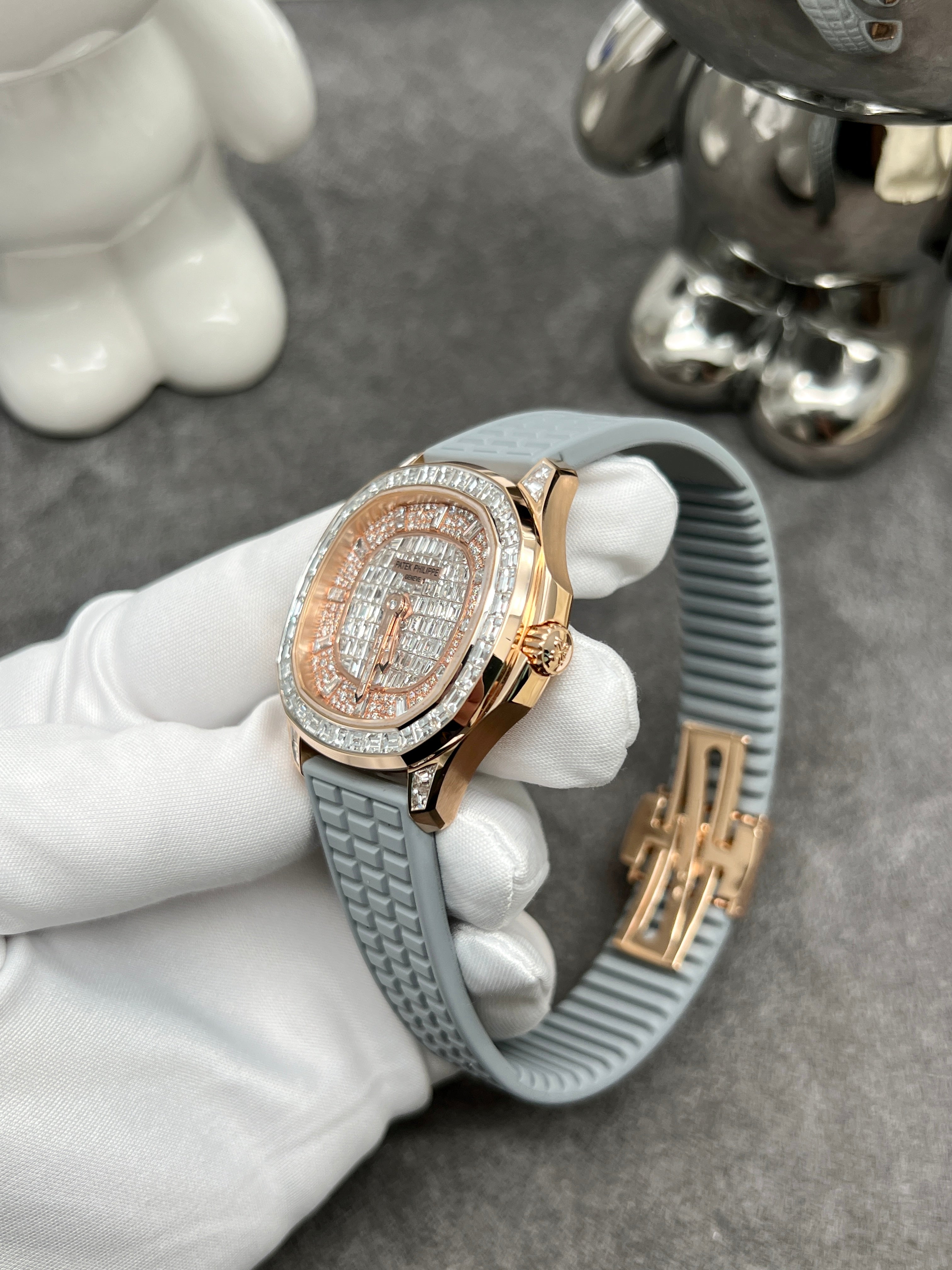 Patek Philippe Aquanaut Watch Grey Strap