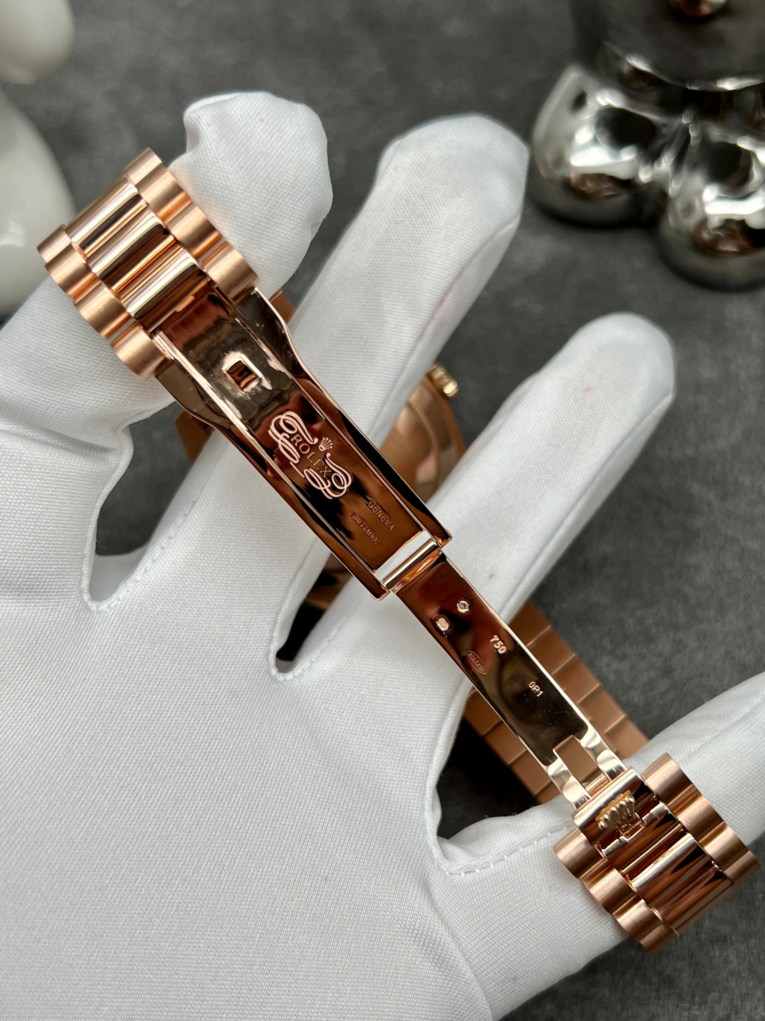 Rolex DAY-DATE 40 2020, 40mm - 18ct Rose Gold