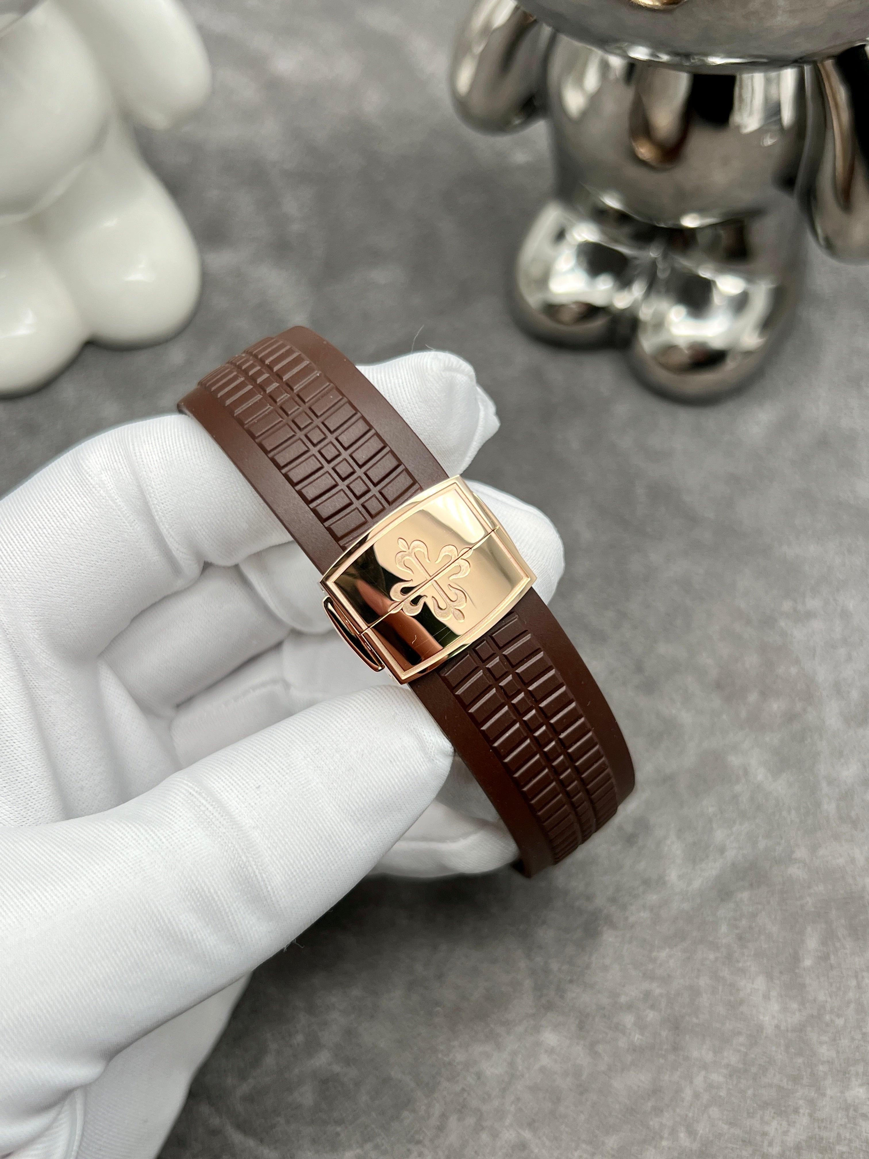 PATEK PHILIPPE AQUANAUT ROSE GOLD 5167R-001
