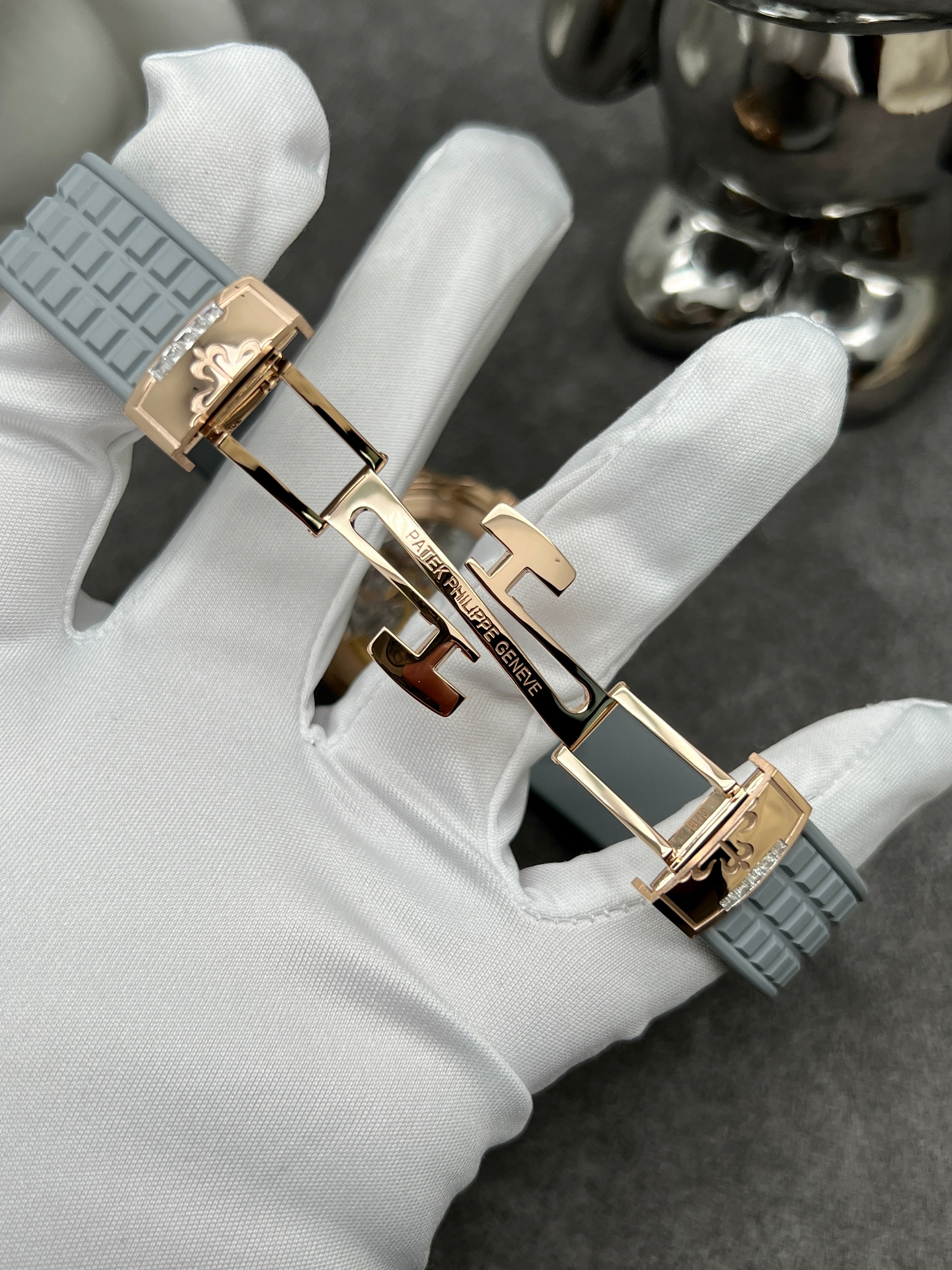 Patek Philippe Aquanaut Watch Grey Strap