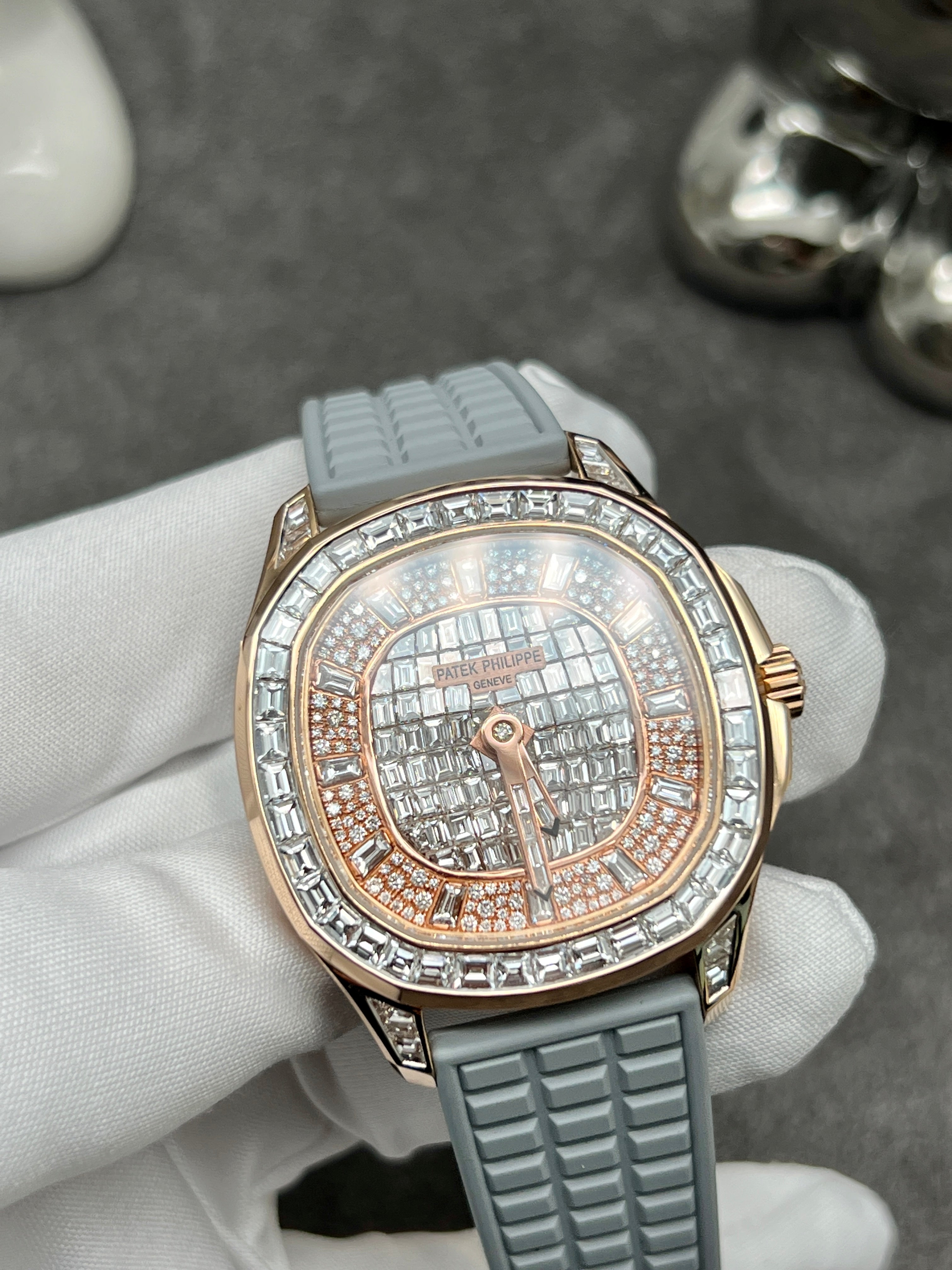 Patek Philippe Aquanaut Watch Grey Strap