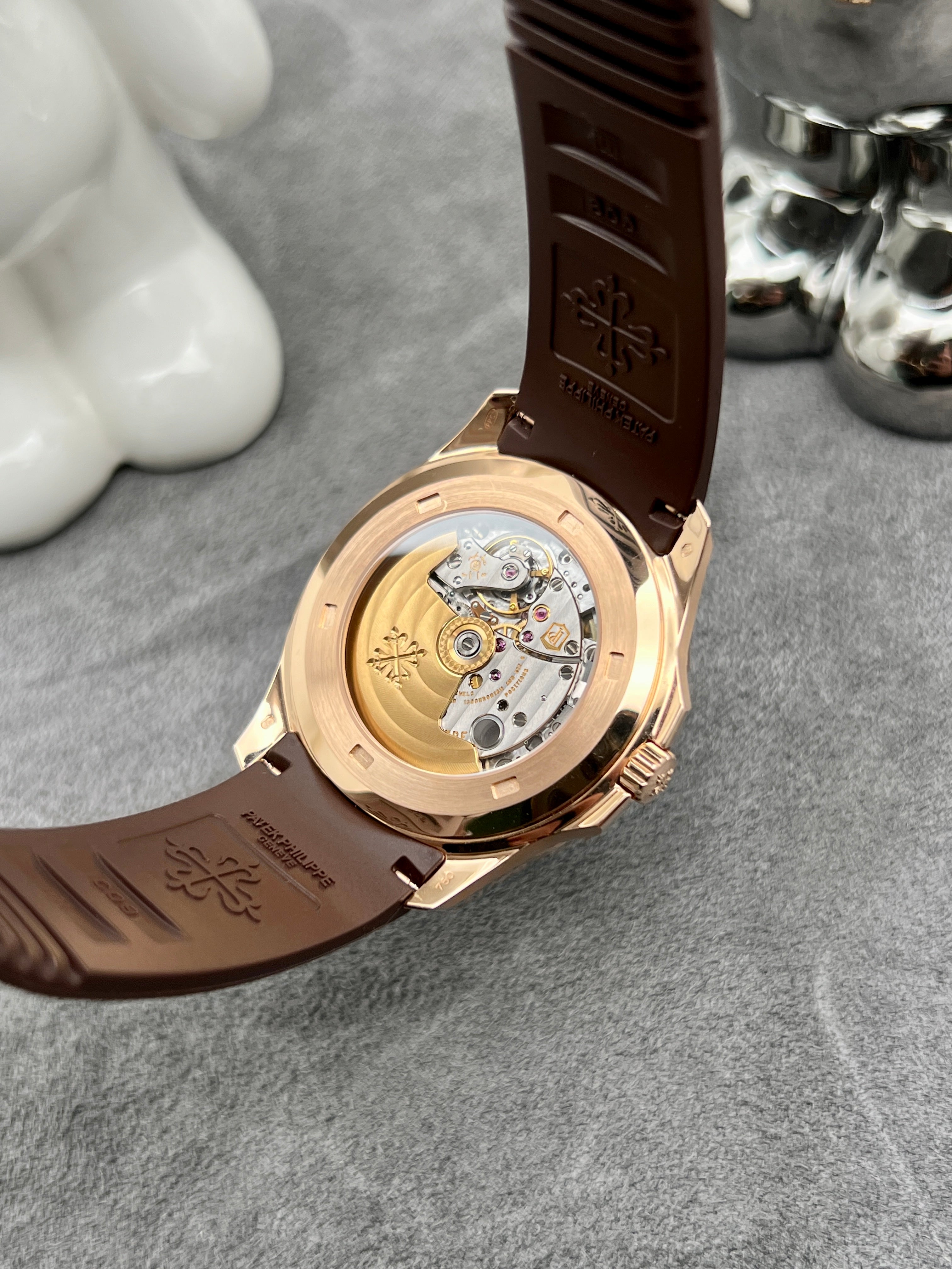 PATEK PHILIPPE AQUANAUT ROSE GOLD 5167R-001