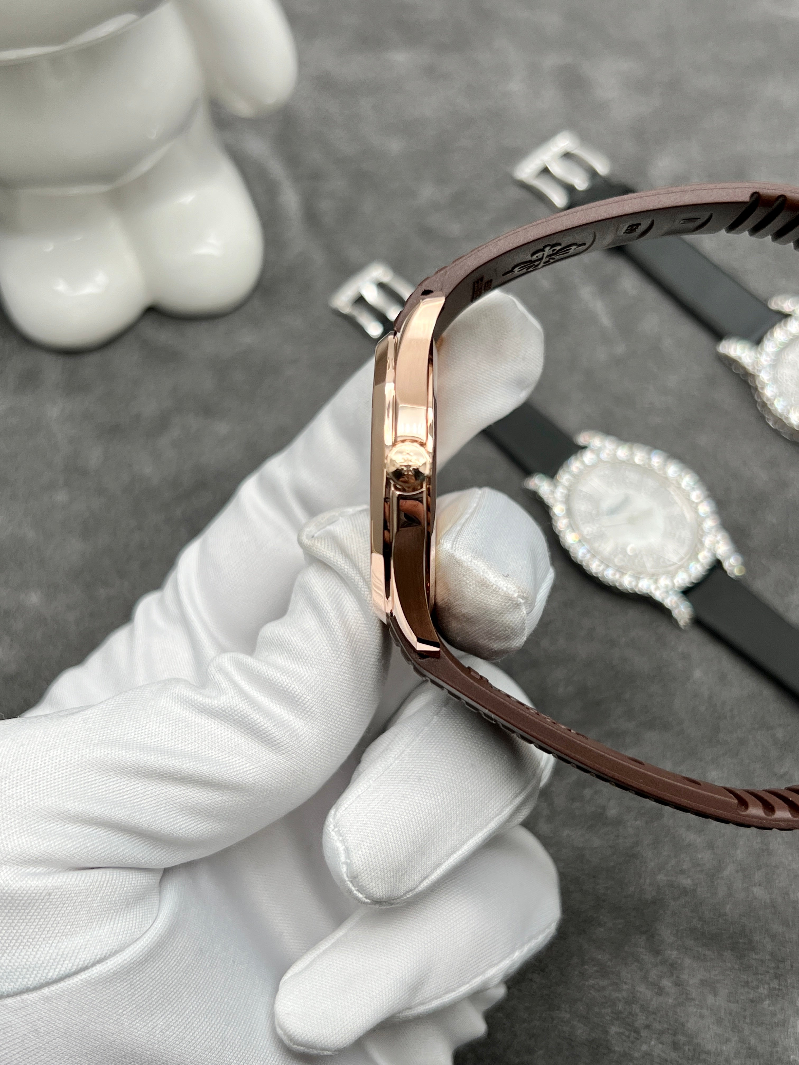 PATEK PHILIPPE AQUANAUT ROSE GOLD 5167R-001
