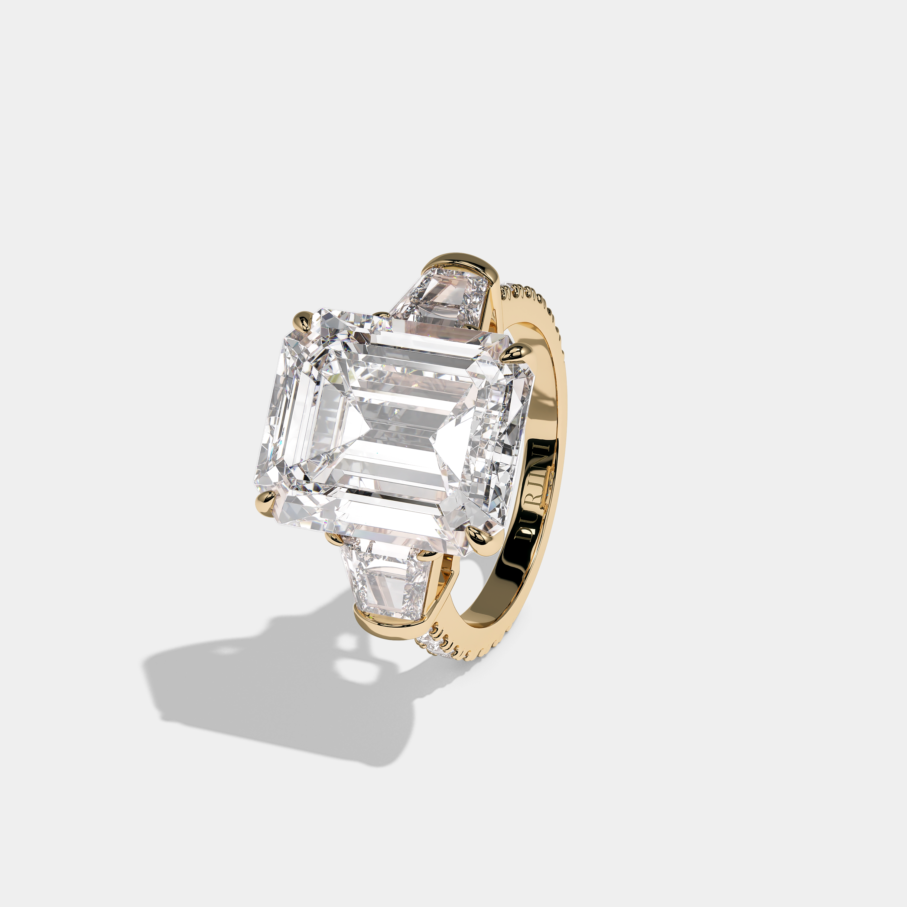 Chevalier d’Or Diamond Emerald Halo Engagement Ring 18K Yellow Gold 14.50ct