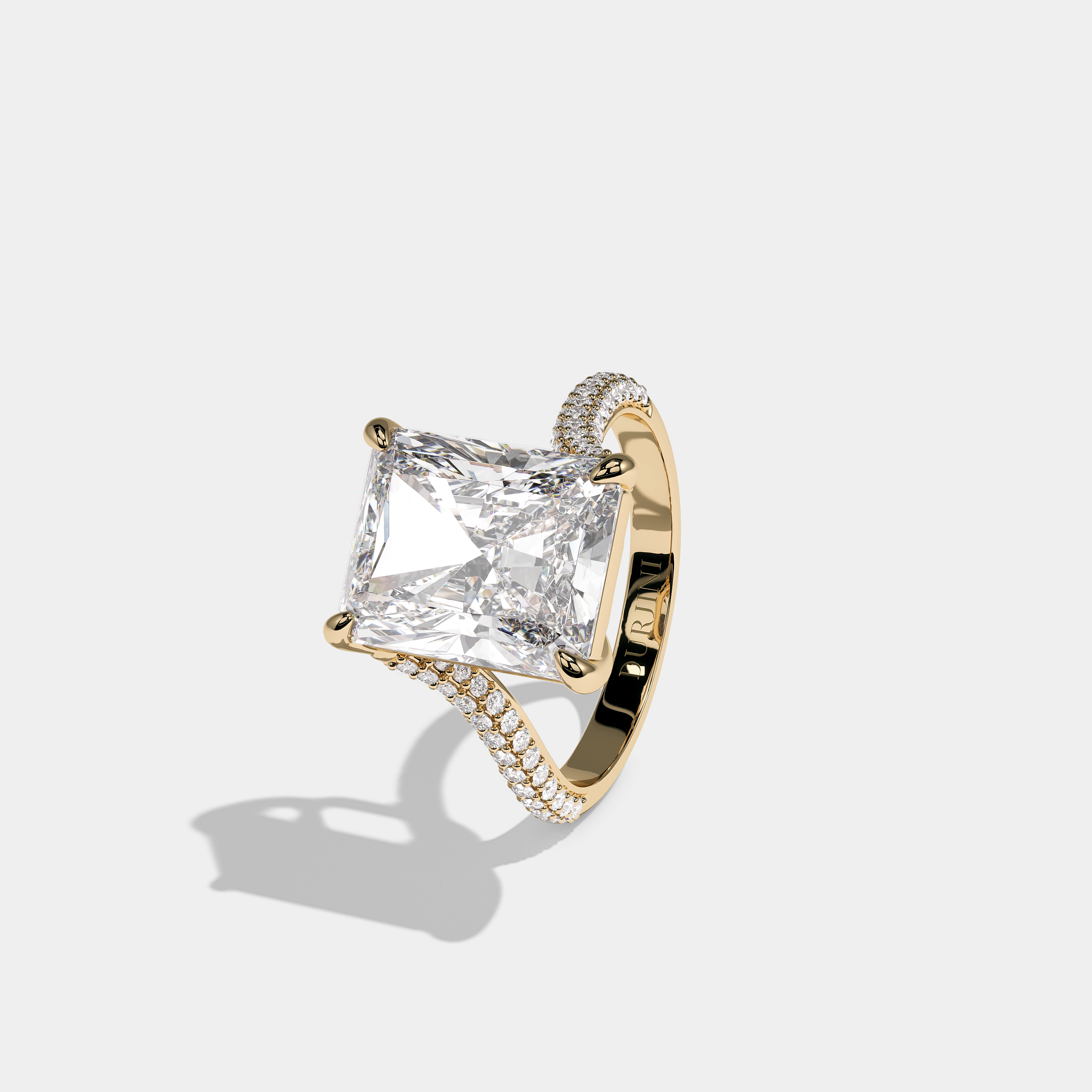 Comtesse Auréliane Diamond Radiant Engagement Ring 18K Yellow Gold 10.00ct