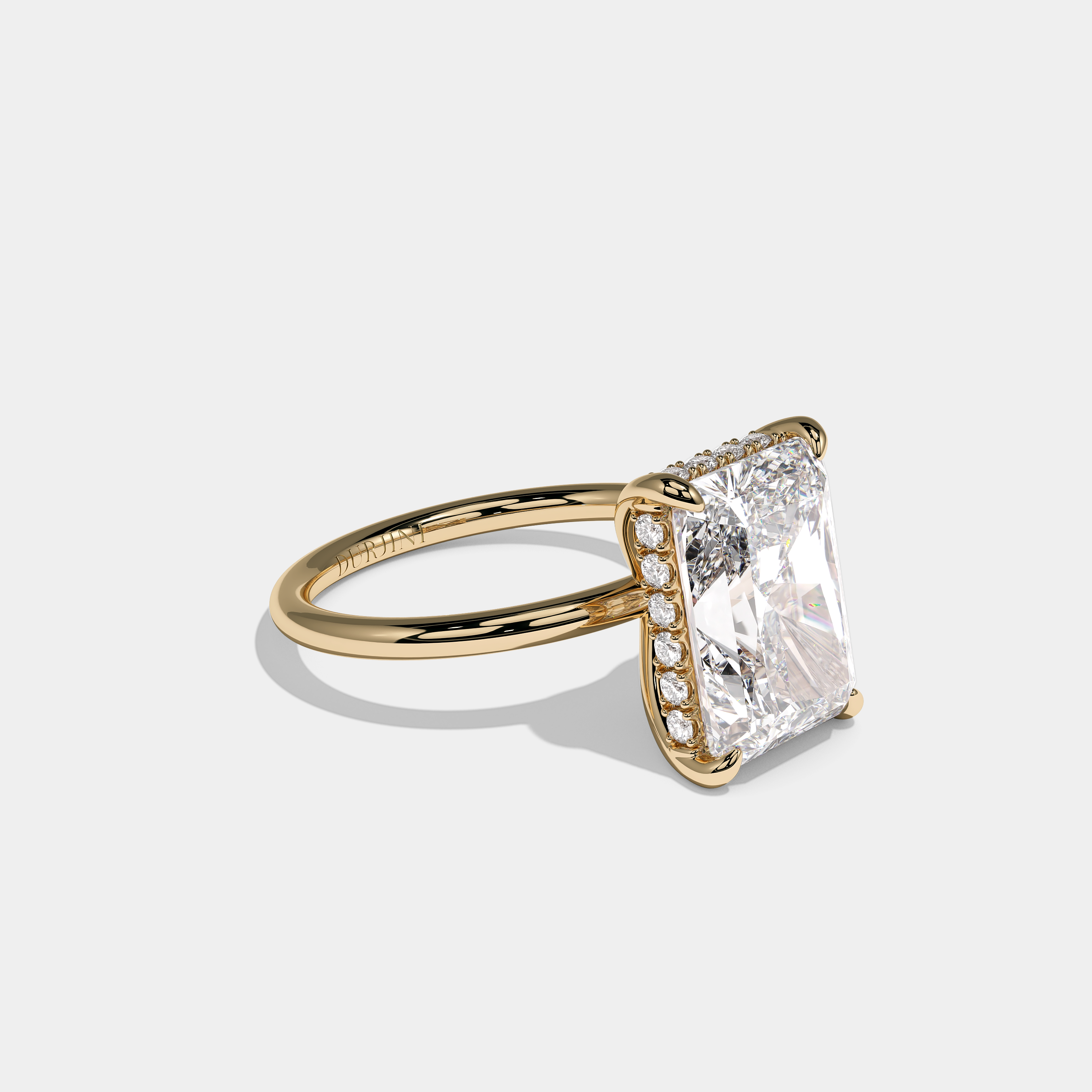 Right view Thalor Royale Diamond Radiant Halo Engagement Ring Yellow Gold Kurbãni Durjini