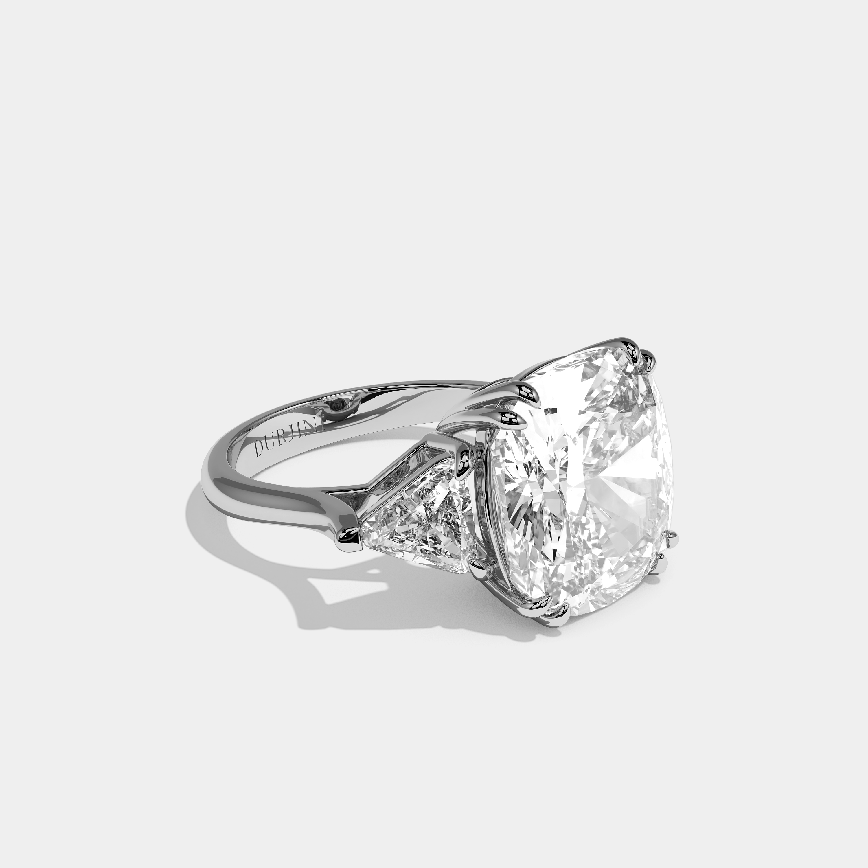 Right View – Kurbãni Durjini Ravelle Éclat Diamond Cushion Engagement Ring