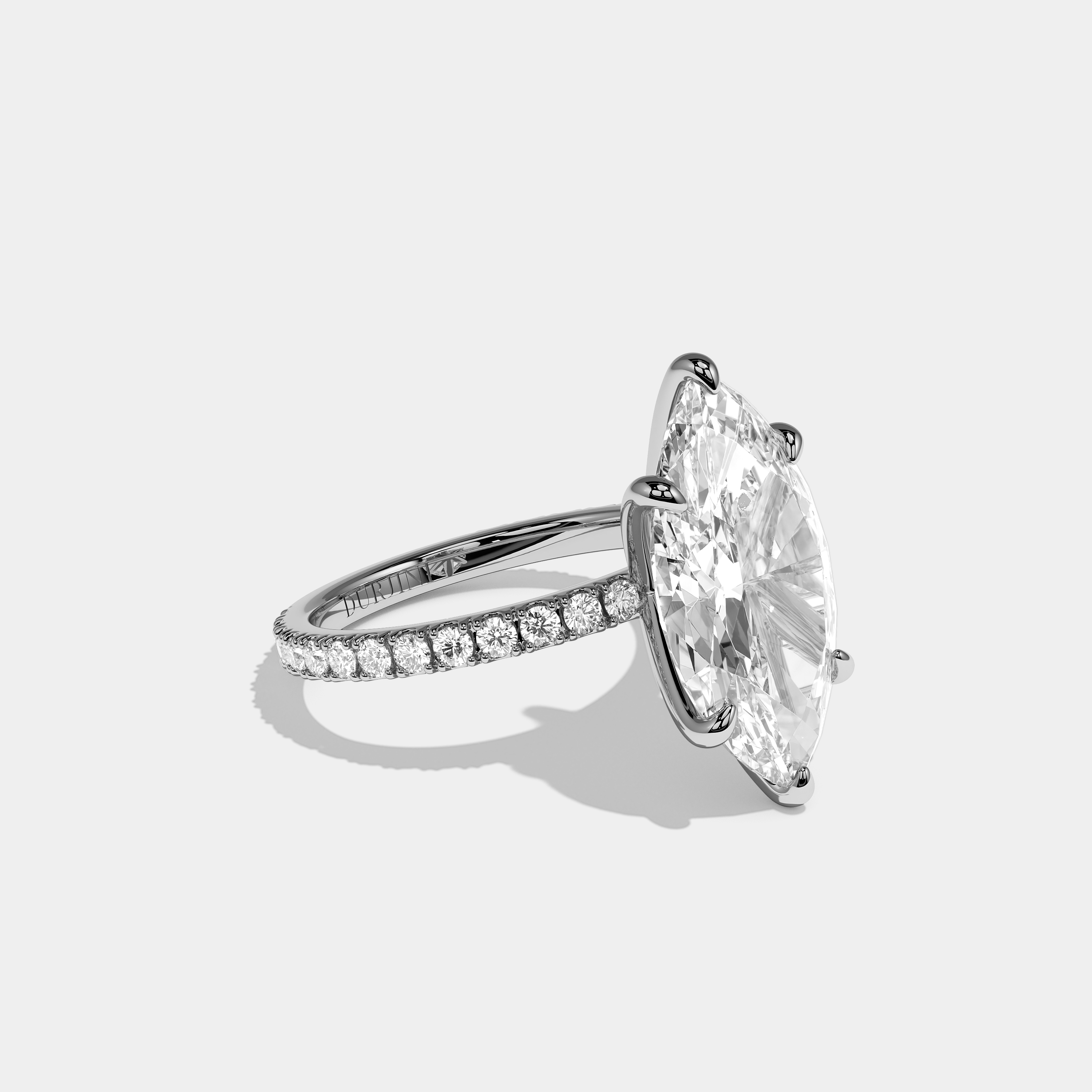 Right view Calvane Éclat Diamond Marquise Engagement Ring White Gold Kurbãni Durjini