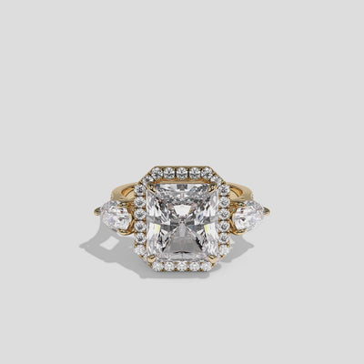 Marian Viscountess Letitia diamond radiant halo engagement ring in 18K yellow gold by Kurbãni Durjini, 360-degree view
