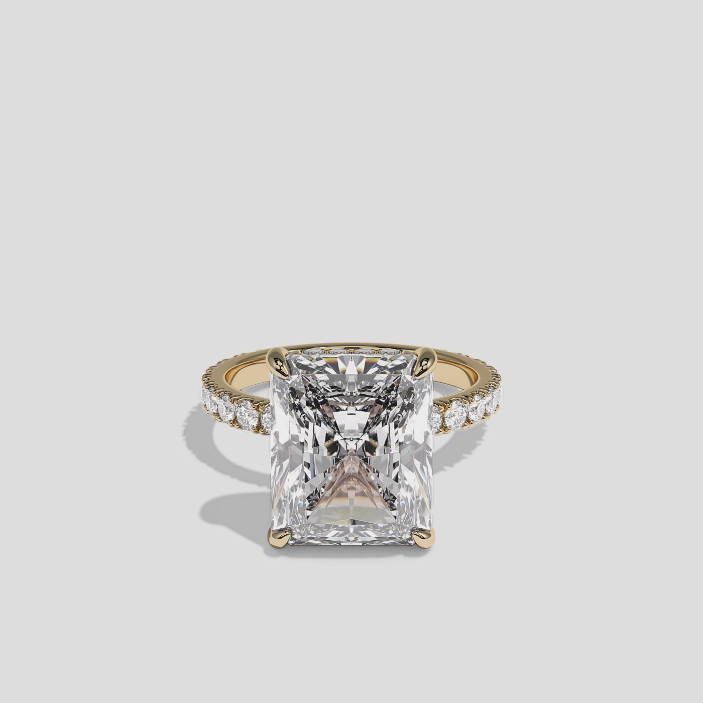 360 Degree View – Kurbãni Durjini Isolene Royale Diamond Radiant Halo Engagement Ring