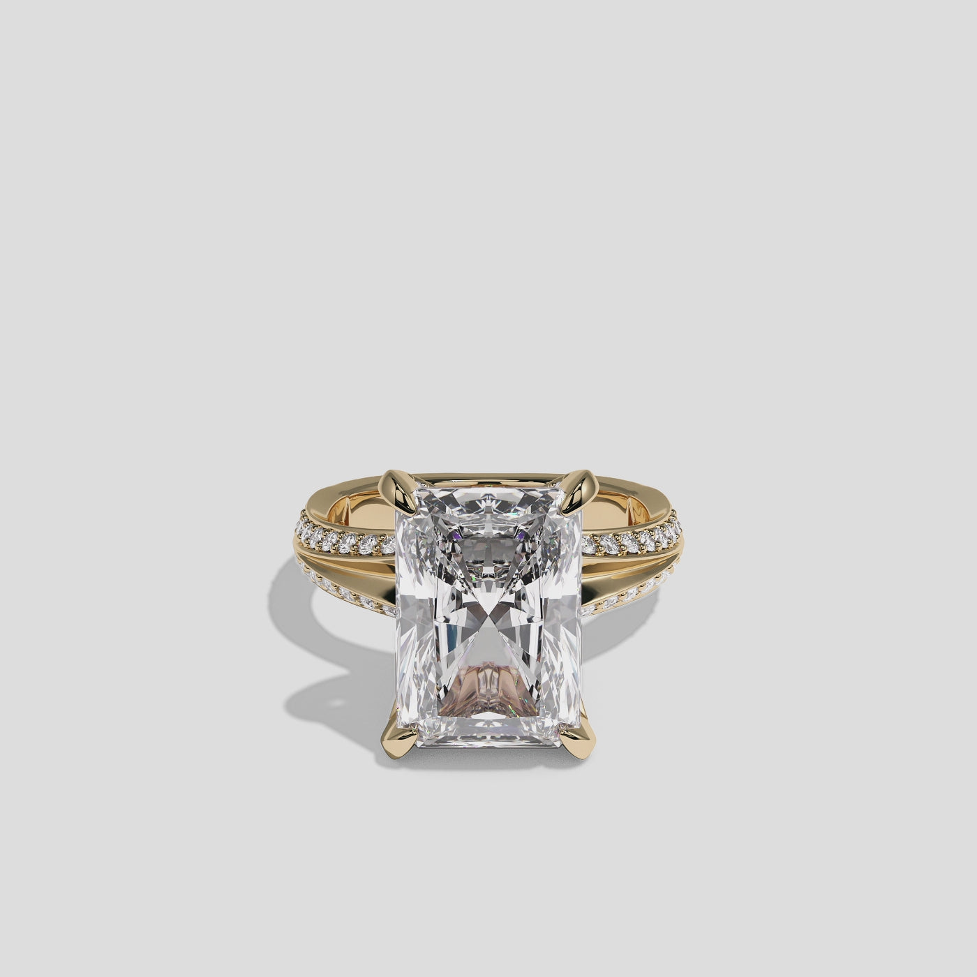 Gila Eclat Highbury diamond radiant halo engagement ring in 18K yellow gold by Kurbãni Durjini, 360-degree view