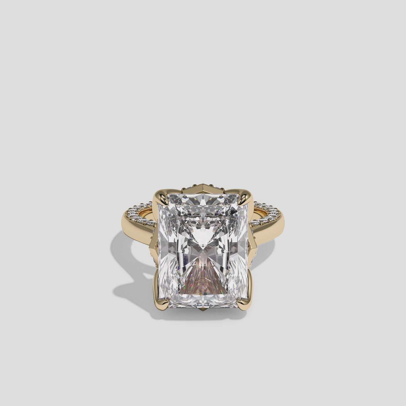 Elisheva Kingswell diamond radiant halo engagement ring in 18K yellow gold by Kurbãni Durjini, 360-degree view