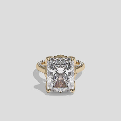 Elisheva Kingswell diamond radiant halo engagement ring in 18K yellow gold by Kurbãni Durjini, 360-degree view