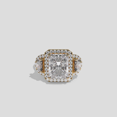 Aveline Lady Godiva diamond radiant halo engagement ring in 18K yellow gold by Kurbãni Durjini, 360-degree view