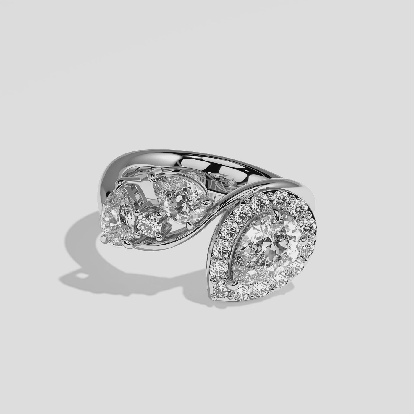 360 degree View – Kurbãni Durjini Mirabel Diamond Pear Engagement Ring White Gold